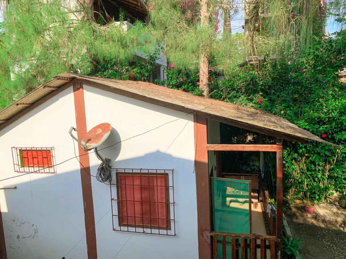 La Posada De Mary มอนตาญิตาร์ ภายนอก รูปภาพ
