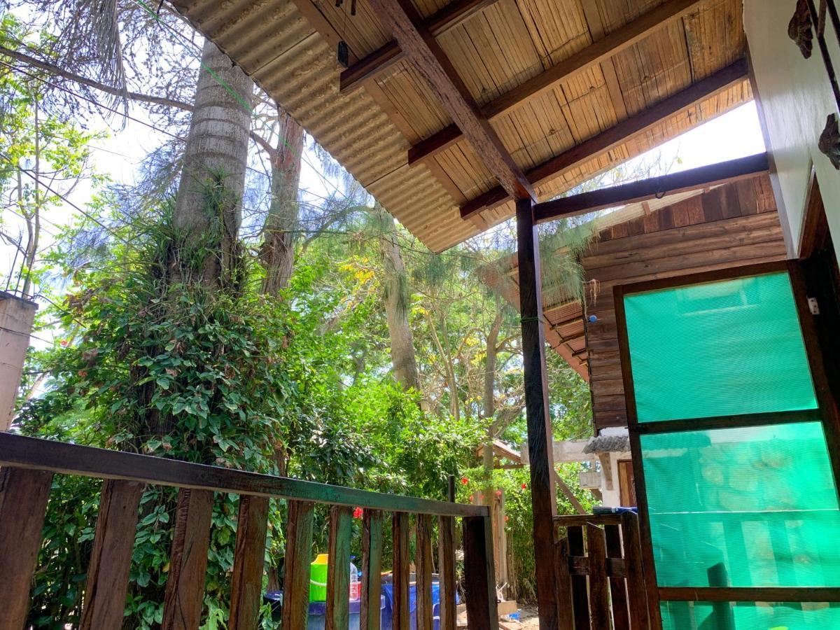 La Posada De Mary มอนตาญิตาร์ ภายนอก รูปภาพ