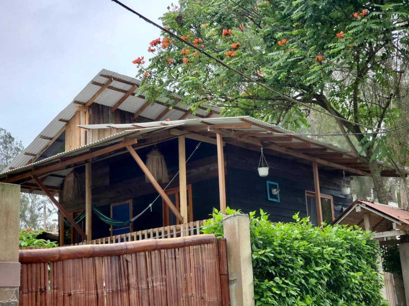 La Posada De Mary มอนตาญิตาร์ ภายนอก รูปภาพ